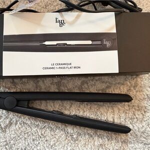Lange Hair Straightener with Temperature Control